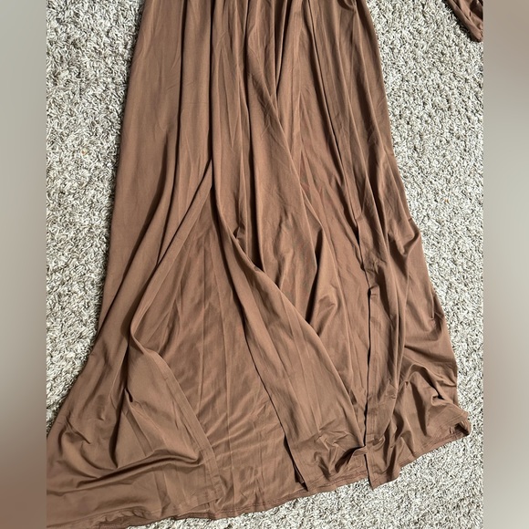 NWOT LONG BROWN DRESS WITH DOUBLE THIGH SPLITS - Picture 12 of 12